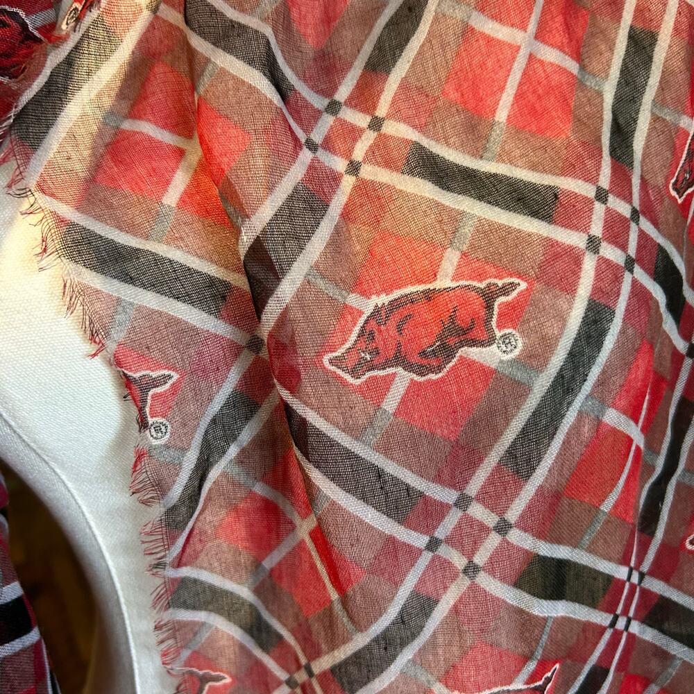 Arkansas Razorbacks College Football Scarf Infinity Plaid with Razorback Frayed - Picture 5 of 7